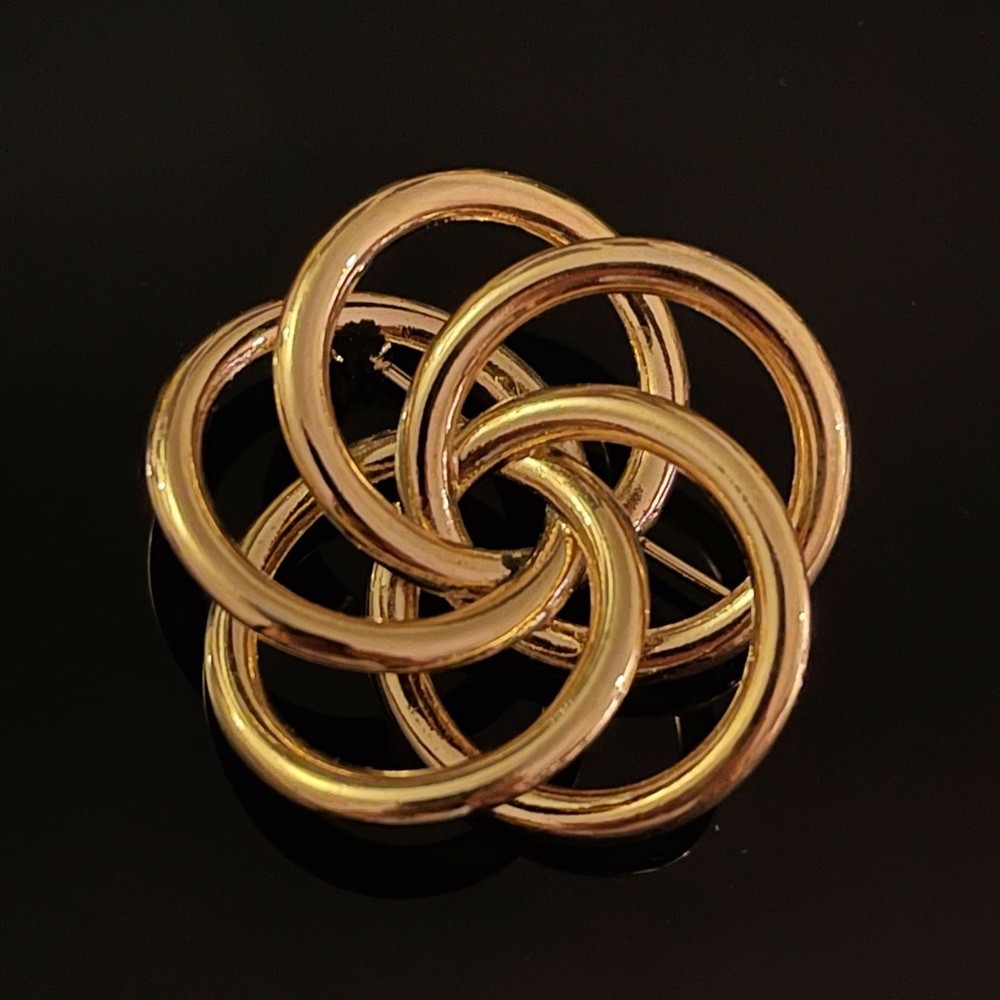 ✨Gorgeous Vintage Twisted Gold-tone Brooch